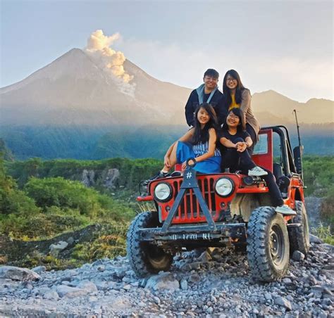 Lava Tour Merapi Wisata Petualanagan Yogyakarta - Administrasi Publik