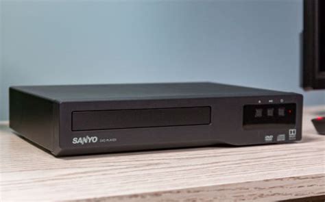 Sanyo FWDP105F Review | Top Ten Reviews