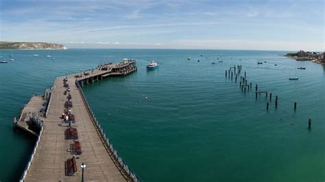 Swanage Pier restoration completed after two years - BBC News