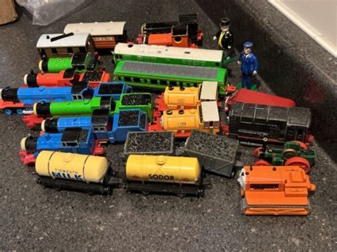 ERTL Thomas & Friends Diecast Lot - 24 Pieces VTG Train Tank Engine ...