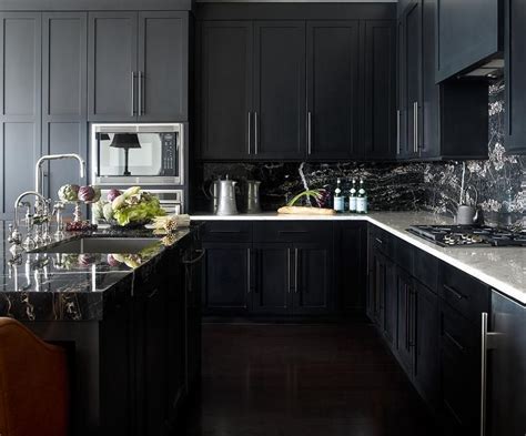 black kitchen cabinets with white marble countertops - cerezo-furna