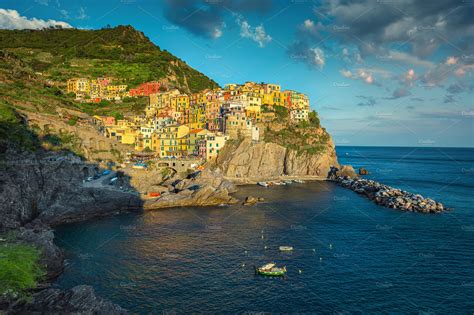 Manarola village and colorful houses | Architecture Stock Photos ...