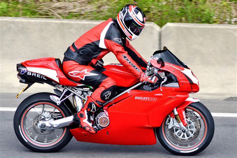 Ducati 999 (9) | Motard