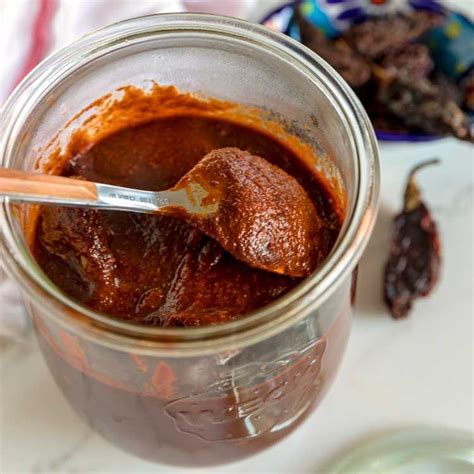 How to Make Adobo Sauce in 2020 (With images) | Adobo, Recipes, Mexican ...