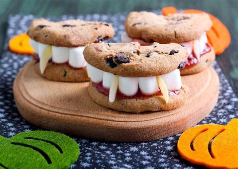 34 Spooky Dessert Recipes for This Halloween