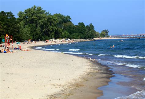 Beach on the Toronto Islands – a sibilant intake of breath