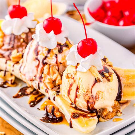 Classic Banana Split - The ULTIMATE Dessert! | Mom On Timeout