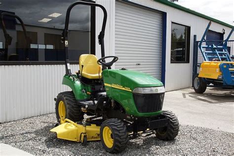 John Deere 2305: Specs, Engine, Transmission, Dimensions