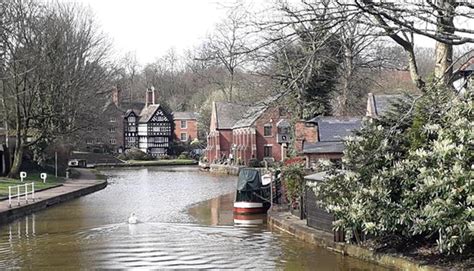 Canal, Coal & Cake - Guided Tour of Worsley - Visit Manchester