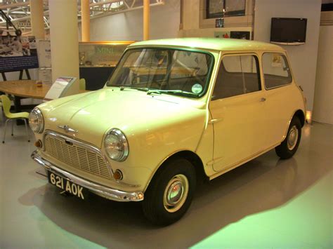 File:1959 Morris Mini-Minor number 1 Heritage Motor Centre, Gaydon.jpg