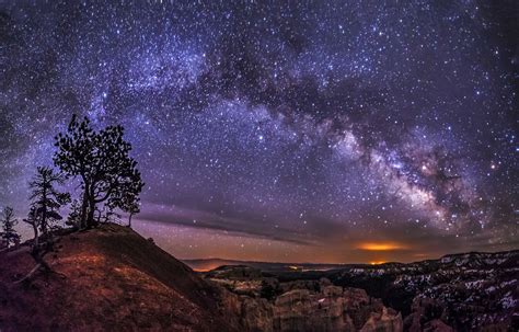 Night sky at Bryce Canyon is like nothing else, the stars pop out like ...