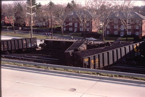 train-derail-wyo-1977-5 | Berks Nostalgia | Reading Berks History