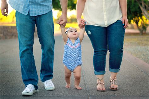 Baby's First Steps: Early Walkers vs Late Walkers - Storypark Blog