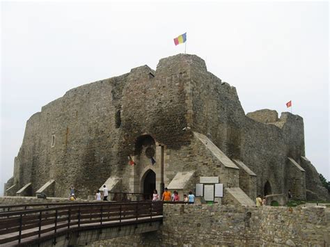 Let's know Romania!: Neamt Fortress