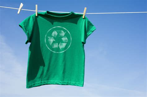 Green And Glamour: 10 Eco-Friendly Fashion Tips