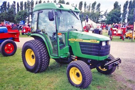 Deere 4600: Specs, Engine, Transmission, Dimensions