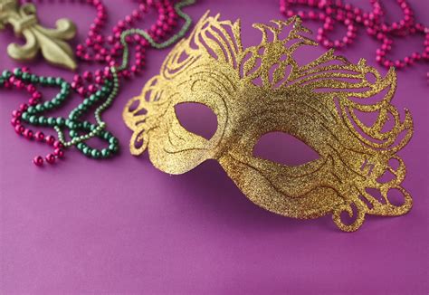 11 Free, Printable Masquerade and Mardi Gras Masks