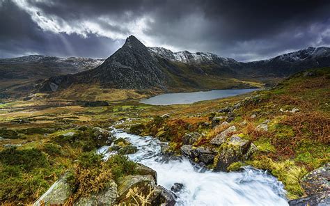 Snowdon, Yr Wyddfa, mountain landscape, mountain lake, Snowdonia ...