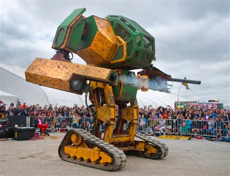 MegaBots CEO Gui Cavalcanti, and a giant fighting robot, are coming to ...