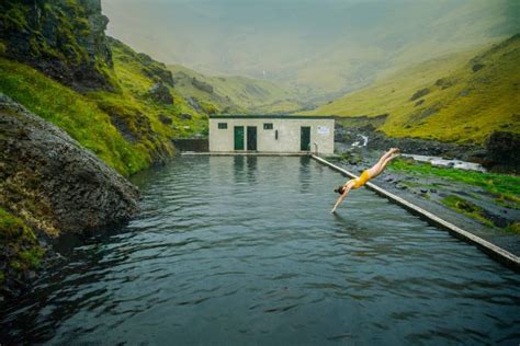 5 Things To Know Before Visiting Seljavallalaug Pool In Iceland ...