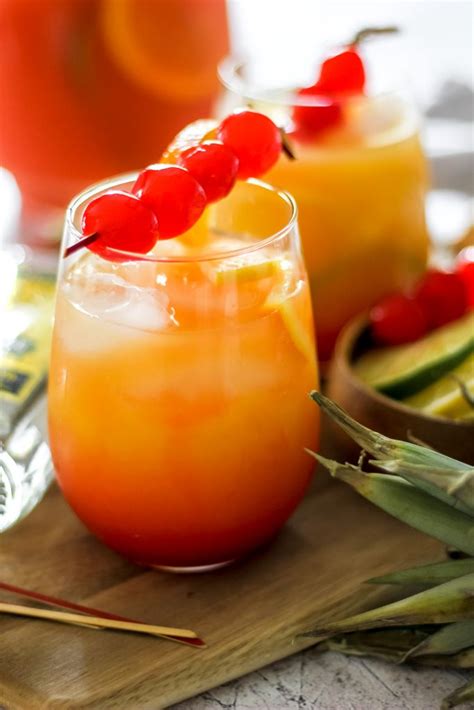 Tropical Rum Punch (+ Non-Alcoholic Punch Recipe) - The Seasoned Skillet