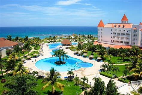 Welcome to Jamaica - Review of Bahia Principe Grand Jamaica, Runaway ...