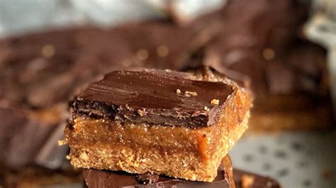 caramel squares- easy vegan recipe that is healthy and tasty