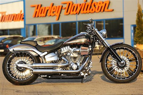 Harley-Davidson Breakout CVO Gets an Extra Touch of German Custom ...