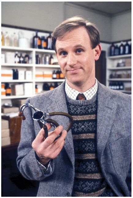 Peter Davison as Tristan Farnon, everyone's favorite debauched choirboy ...