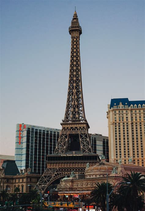 Guide to the Eiffel Tower Experience in Las Vegas