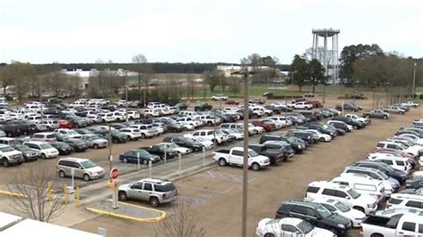 Cars left abandoned at Jackson airport to become city property