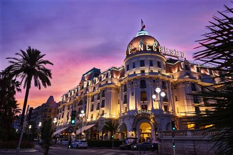 Luxury hotels on the French Riviera: Hotel Negresco – an ode to Art and ...