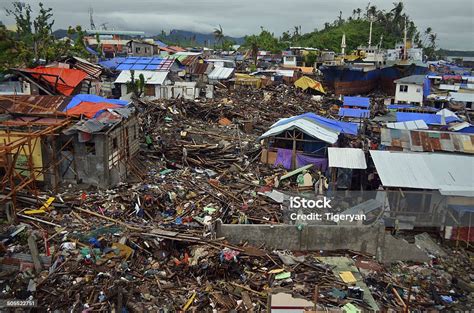 Typhoon Haiyan Damage Tacloban Stock Photo - Download Image Now ...