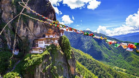 Majestic Bhutan: A Seven-Day Luxury Small-Group Tour with Nepal ...