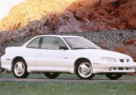 1998 Pontiac Grand Am Values & Cars for Sale | Kelley Blue Book