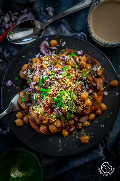 Chole Aloo Tikki Chaat Recipe - Tikki Chole (North Indian Street Food ...