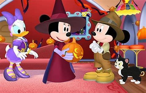 Mickey Mouse Clubhouse : Mickey's Treat | Minnie, Mickey, Mickey mouse