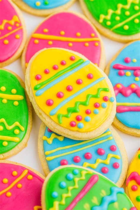 Easy Decorated Easter Egg Cookies - Fun Cookie Recipes