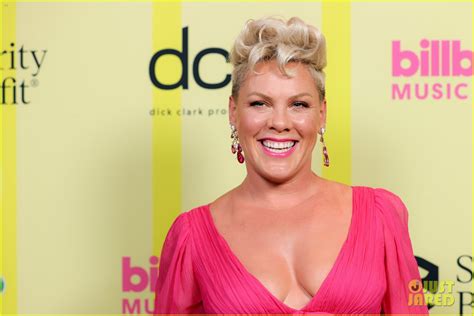 Icon Award Recipient Pink & Her Kids Attend Billboard Music Awards 2021 ...