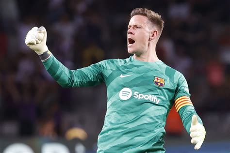 El portero Ter Stegen renueva con el Barcelona hasta junio de 2028