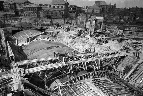 How Warsaw Came Close to Never Being Rebuilt | Article | Culture.pl