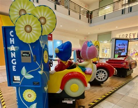 34 Fun Things to do with kids at The Woodlands Mall