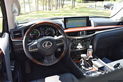 2016 Lexus LX570 Interior Photos 1