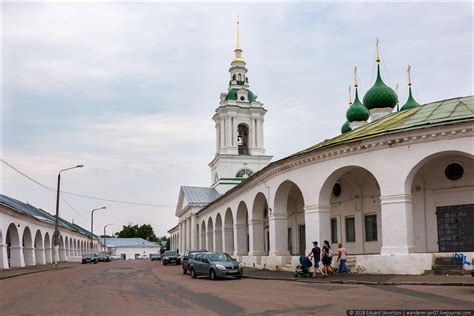 Walking through the historical center of Kostroma · Russia Travel Blog