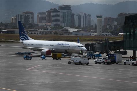 Guatemala Airport Closes Following Volcan de Fuego Eruption