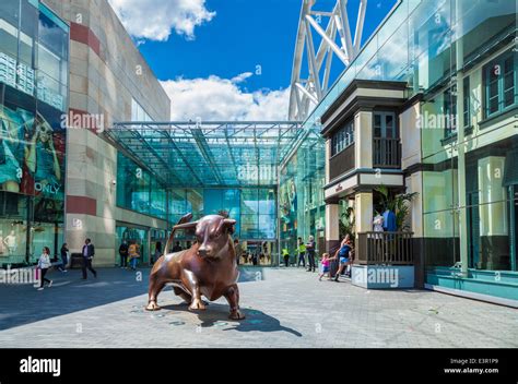 Birmingham Bullring Birmingham Bullring shopping centre with Bull ...