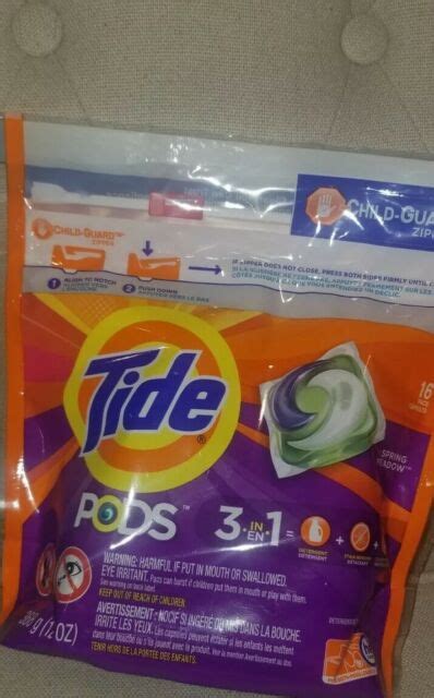 Tide PODS 3 in 1 Laundry Detergent + stain remover + color protector ...