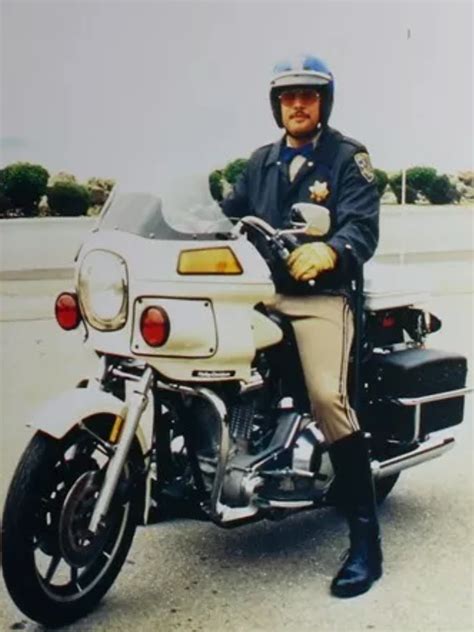 California Highway Patrol | Police uniforms, California highway patrol ...