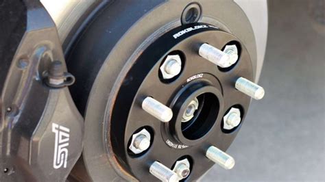 What are the Benefits of Installing Wheel Spacers?