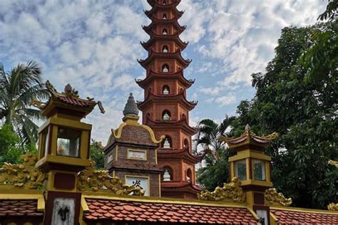 14 Best Temples in Vietnam | List of Famous & Ancient (Photos, Map)